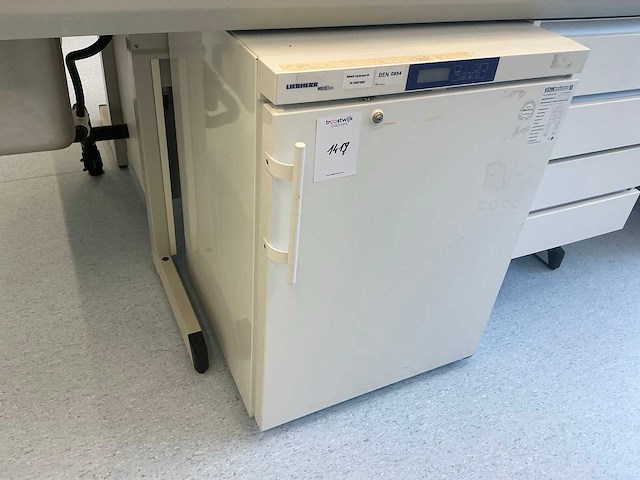 Liebherr lkuv 1610 mediline laboratoriumkoelkast - afbeelding 2 van  6