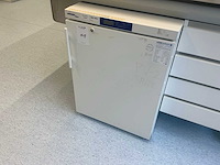 Liebherr lkuv 1610 mediline laboratoriumkoelkast - afbeelding 3 van  6