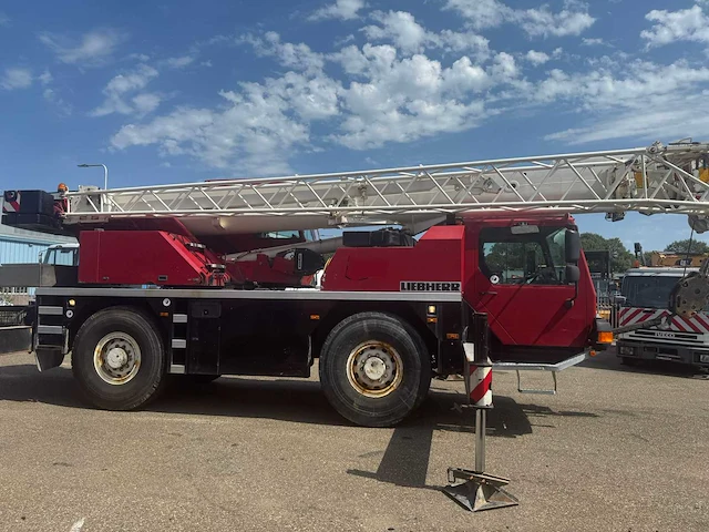 Liebherr ltm1030-2.1 mobiele torenkraan 30-tons - afbeelding 10 van  19