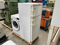 Liebherr premium ctp 2553 koel-vriescombinatie en lg f4j5tn32 wasmachine - afbeelding 1 van  7
