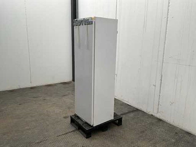 Liebherr premium nofrost sign-3566-20 001 vrieskast inbouw - afbeelding 3 van  4