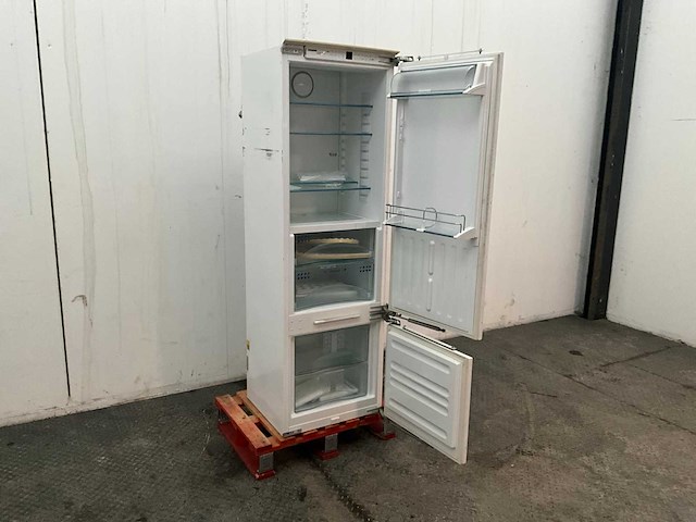 Liebherr premiumplus biofresh koel-vries combinatie inbouw koelkast - afbeelding 4 van  8