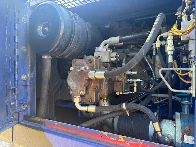 Liebherr r924b ew rupsgraafmachine - afbeelding 6 van  20