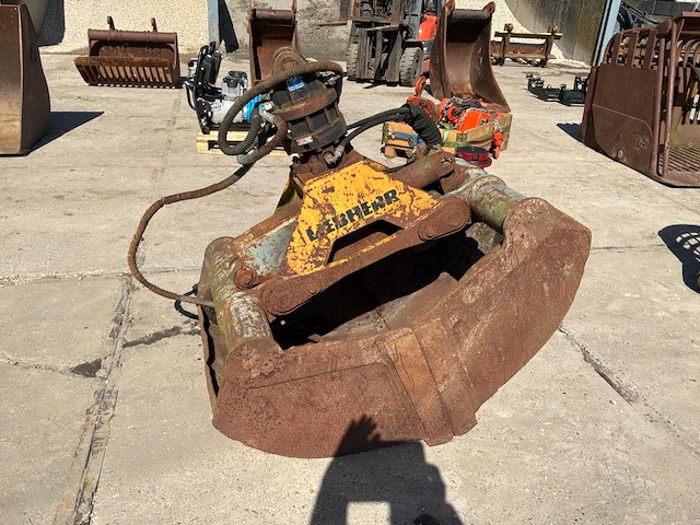 Liebherr schalengrijper - afbeelding 1 van  9