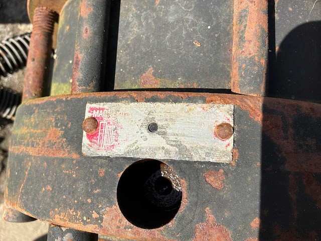 Liebherr schalengrijper - afbeelding 8 van  9