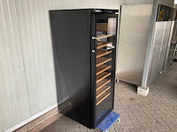 Liebherr vinothek 7084.249-01 wijnklimaatkast - afbeelding 2 van  6