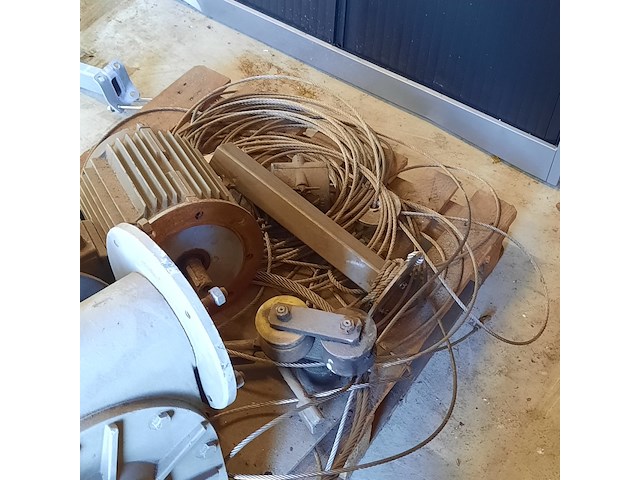 Lier en 1x elektromotor, o.a stm - afbeelding 7 van  7