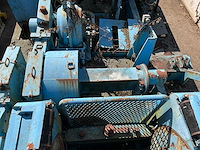 Lier met 2x caterpiller motor op onderstel - afbeelding 9 van  27