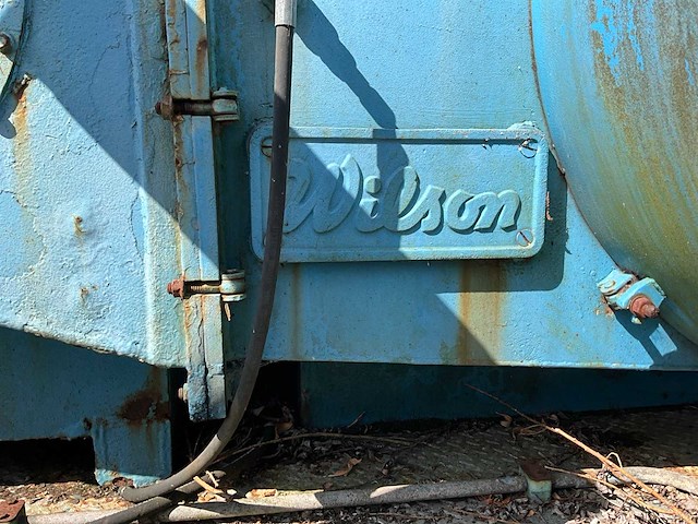 Lier met 2x caterpiller motor op onderstel - afbeelding 13 van  27