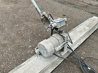 Lievers afwerkspaan / trilbalk - afbeelding 2 van  4