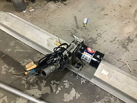 Lievers hal2005 trillende afwerkingsmachine - afbeelding 2 van  4