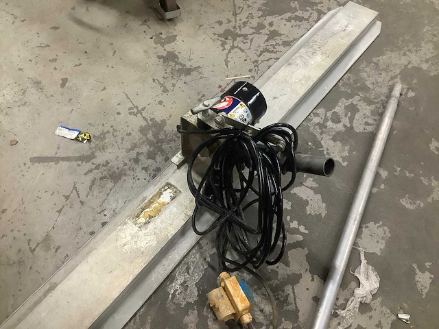 Lievers hal2005 trillende afwerkingsmachine - afbeelding 3 van  4