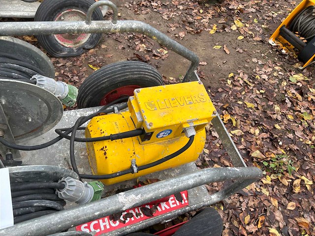 Lievers omvormer (2x) - afbeelding 7 van  7