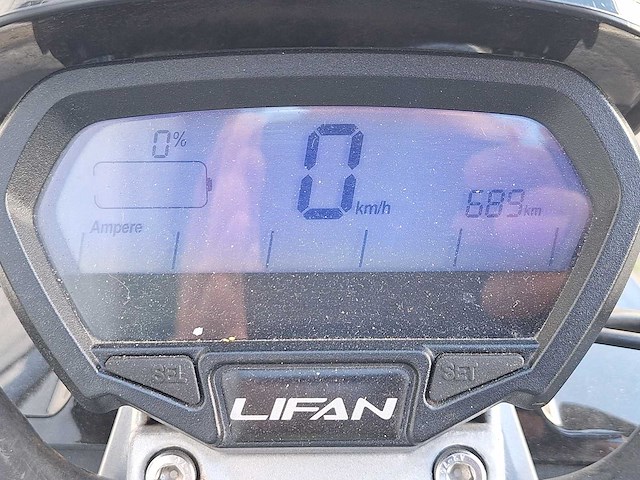 Lifan e3 elektrische snorscooter 25 km - afbeelding 4 van  8