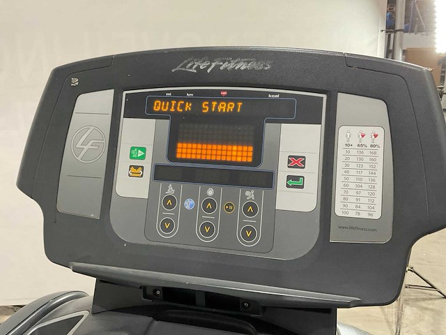 Life fitness - 95t - loopband - afbeelding 4 van  7