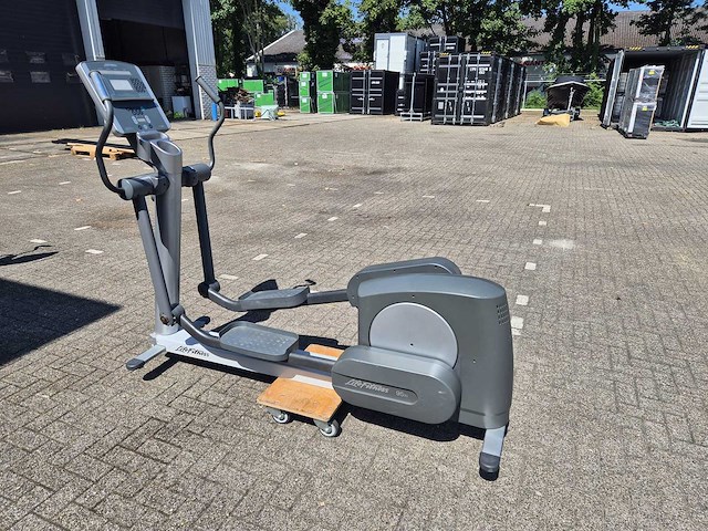 Life fitness - crosstrainer - afbeelding 2 van  5