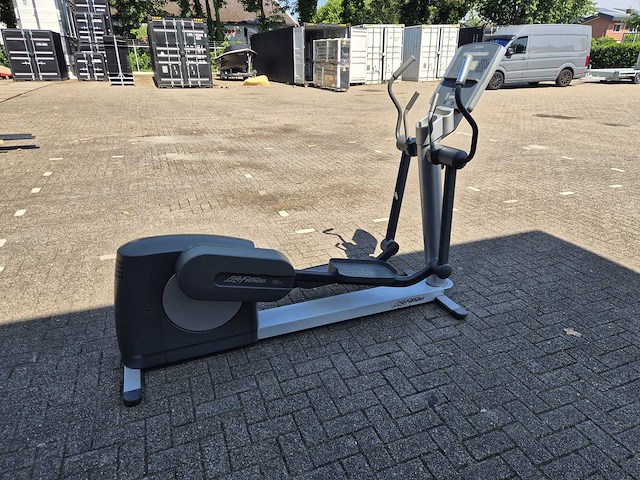Life fitness - crosstrainer - afbeelding 2 van  5