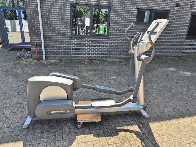 Life fitness - crosstrainer - afbeelding 3 van  5