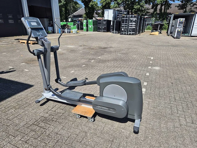 Life fitness - crosstrainer - afbeelding 2 van  5