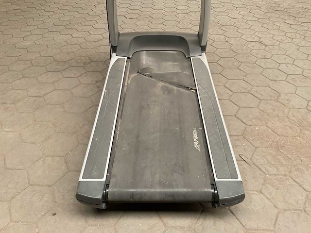Life fitness 95t loopband - afbeelding 7 van  8