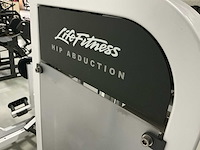 Life fitness hip abduction en hip adduction krachtstation (2x) - afbeelding 2 van  10