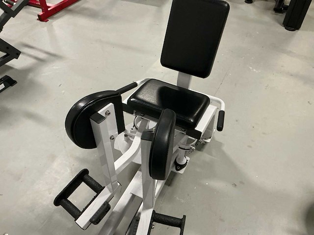 Life fitness hip abduction en hip adduction krachtstation (2x) - afbeelding 5 van  10