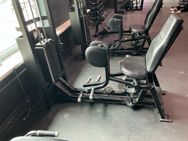 Life fitness hip adducter krachtstation - afbeelding 7 van  12