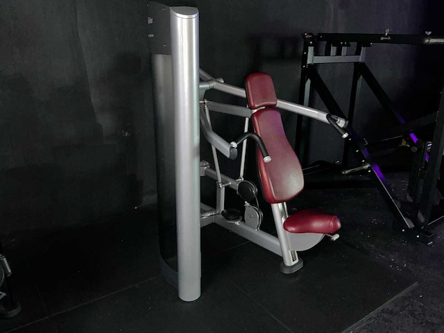 Life fitness schouderspieren krachtstation - afbeelding 2 van  8