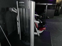 Life fitness schouderspieren krachtstation - afbeelding 3 van  8