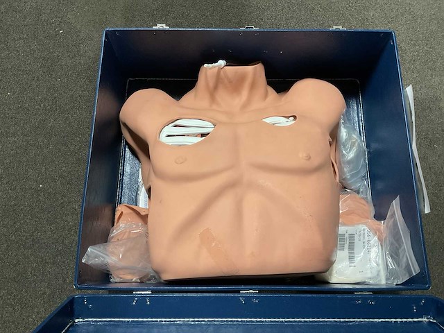 Life form training manikin - afbeelding 2 van  5