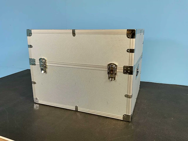 Life real - life ready 1000 - real-time pcr-systeem in flightbox - afbeelding 8 van  8