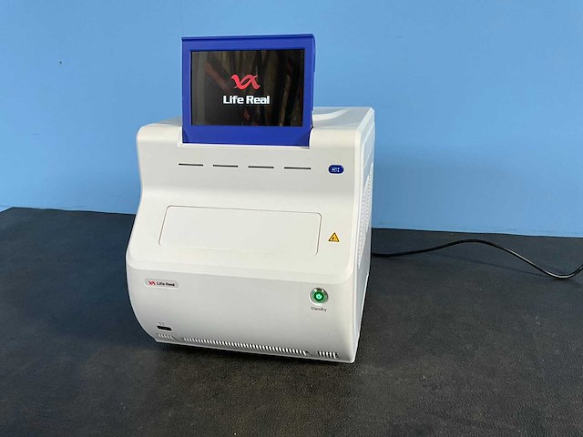 Life real life ready 1000 real-time pcr-systeem in flightbox - afbeelding 1 van  4