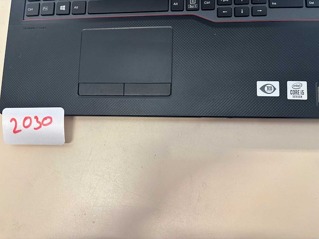 Lifebook e5510 intel(r) core(tm) i5-10210u cpu @ 1.60ghz - afbeelding 3 van  4