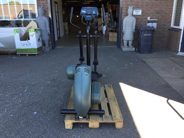Lifefitness - 8500 - overige cardiotoestellen - afbeelding 2 van  8