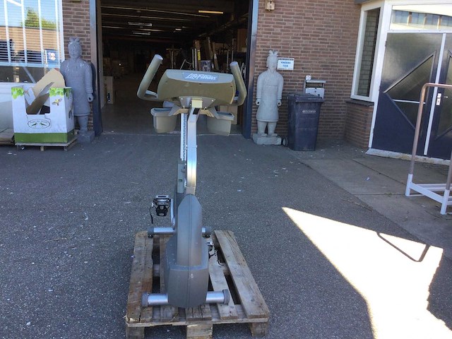 Lifefitness - 95ci - overige cardiotoestellen - afbeelding 2 van  8