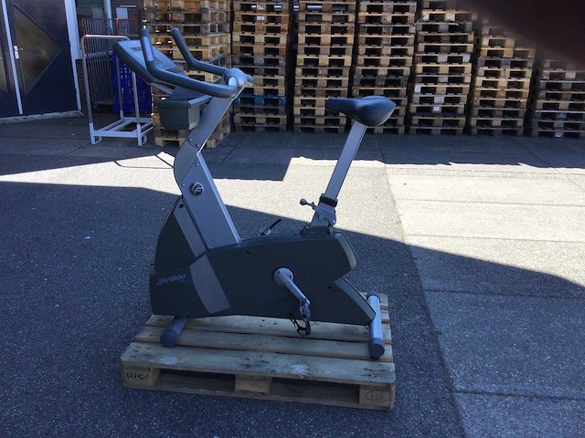 Lifefitness - home trainer - afbeelding 1 van  6