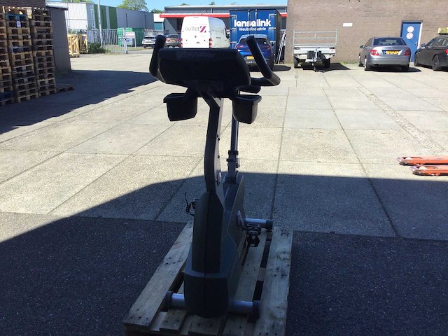 Lifefitness - home trainer - afbeelding 4 van  6