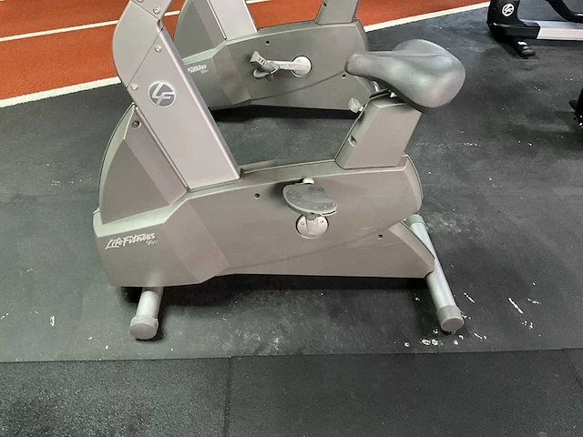 Lifefitness 95ci stepmachine - afbeelding 4 van  7