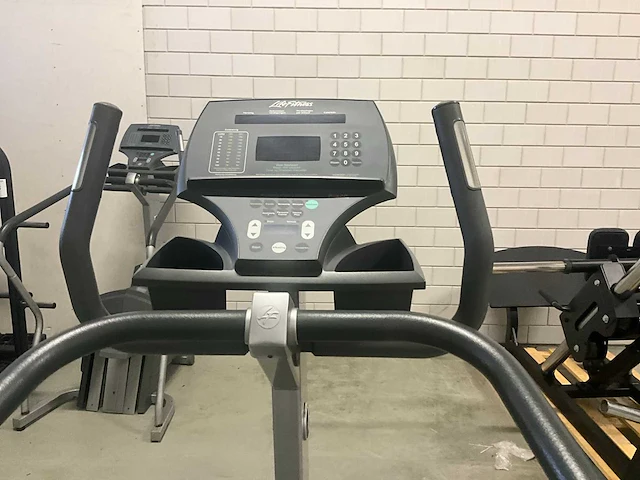 Lifefitness 95si stepmachine - afbeelding 8 van  10