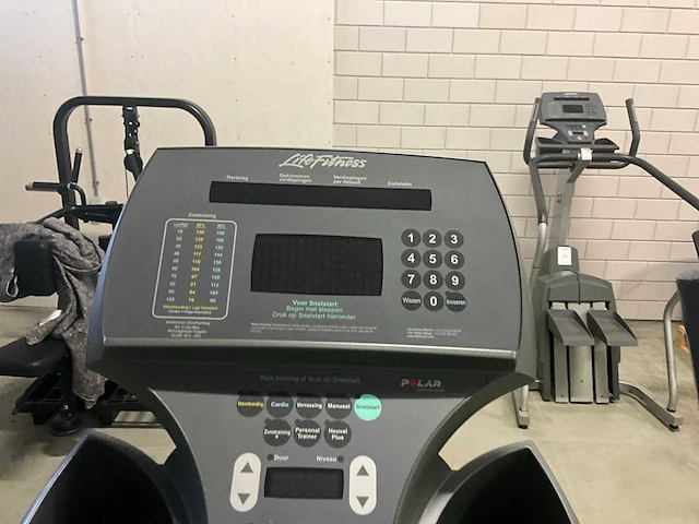 Lifefitness 95si stepmachine - afbeelding 2 van  11