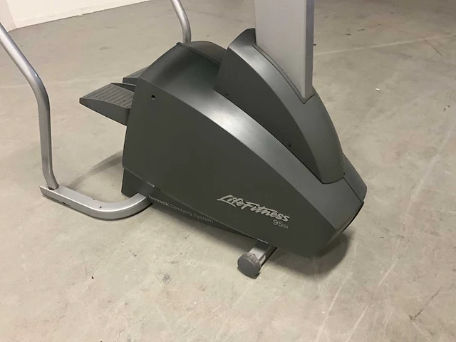 Lifefitness 95si stepmachine - afbeelding 6 van  11