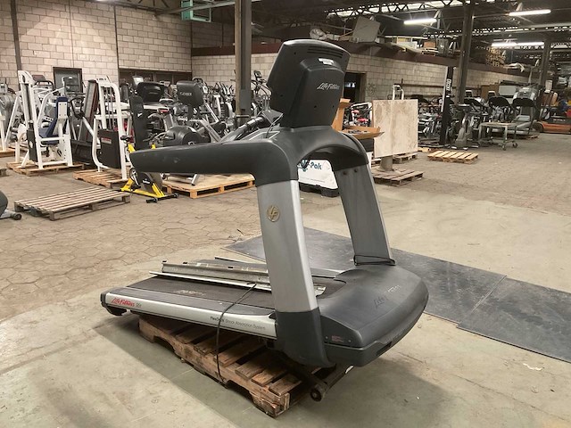 Lifefitness 95t loopband - afbeelding 2 van  6