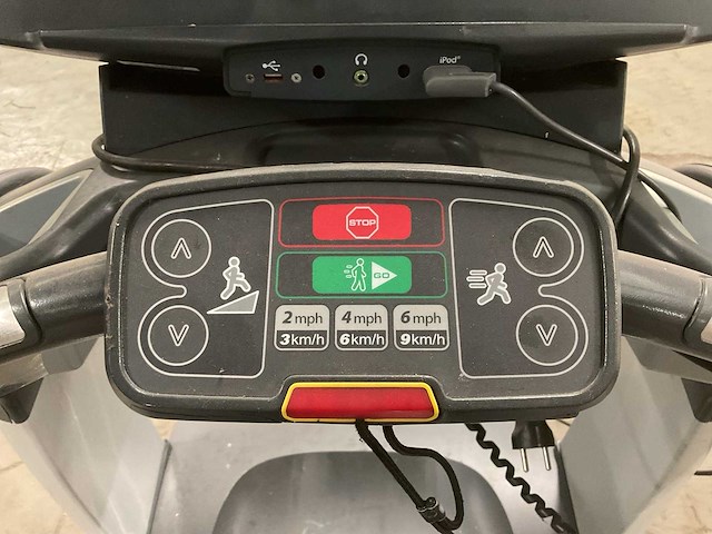 Lifefitness 95t loopband - afbeelding 6 van  6