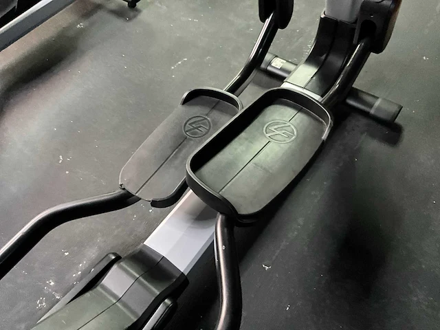 Lifefitness 95x crosstrainer - afbeelding 4 van  6