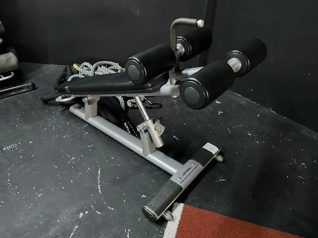 Lifefitness adjustable ab bench - afbeelding 1 van  3
