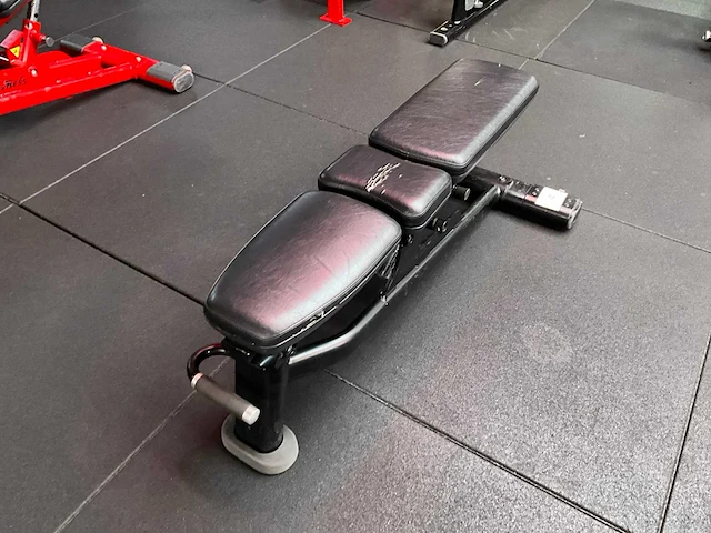 Lifefitness adjustable bench - afbeelding 2 van  3