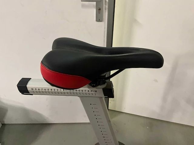 Lifefitness home trainer - afbeelding 7 van  9
