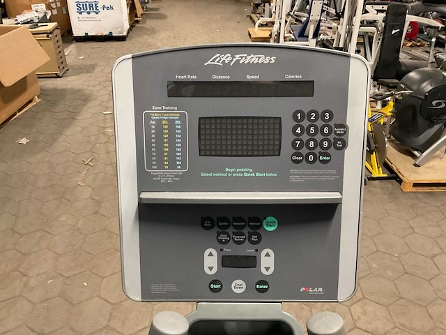 Lifefitness summit trainer crosstrainer - afbeelding 6 van  8