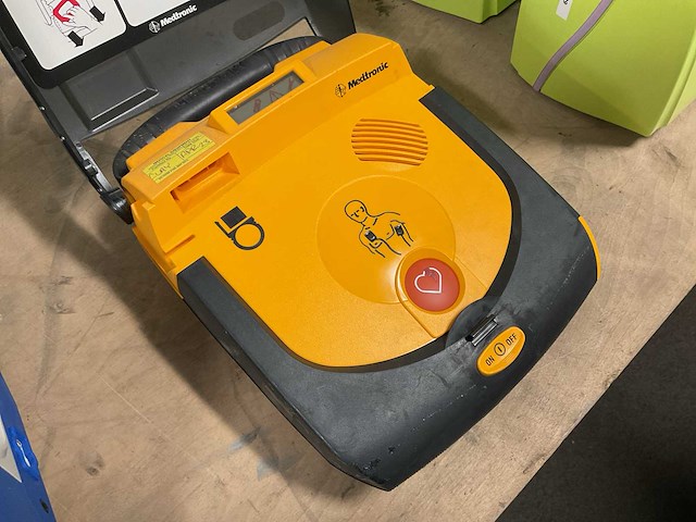 Lifepak cr plus defibrillator - afbeelding 2 van  4