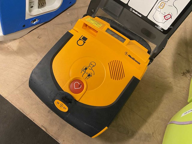 Lifepak cr plus defibrillator - afbeelding 4 van  4